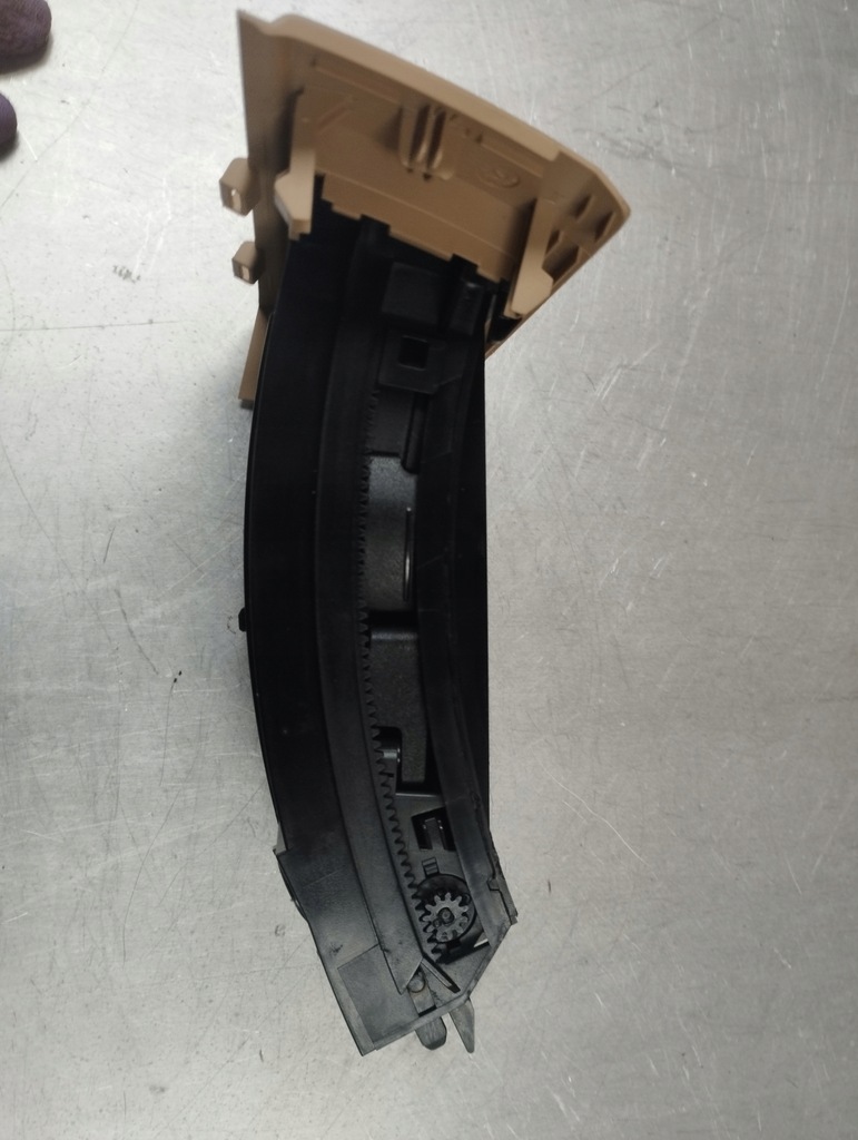 фото №5, Bmw x3 e83 кронштейн na чашки підсклянник 3418358