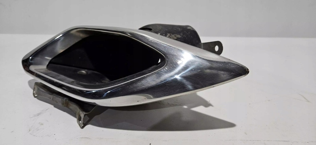 Наконечник выхлоп левая lexus rx 2015-19 оригинал Оригинал