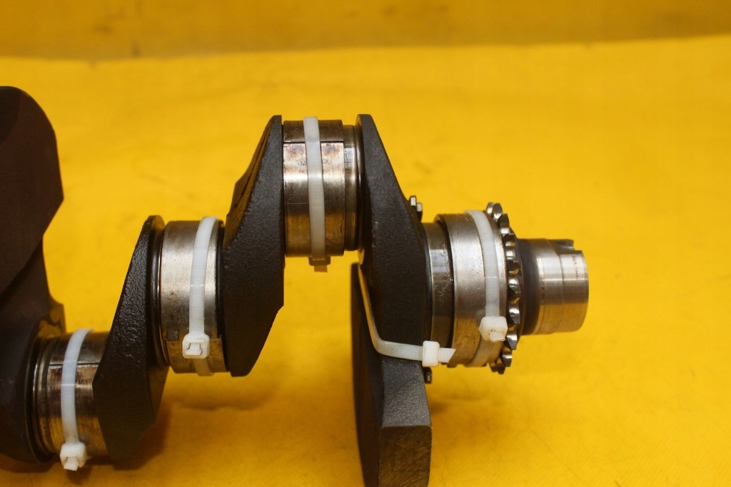 Wał коленчатый golf vi a3 8p 1.6 mpi ccs 06ad Недорого