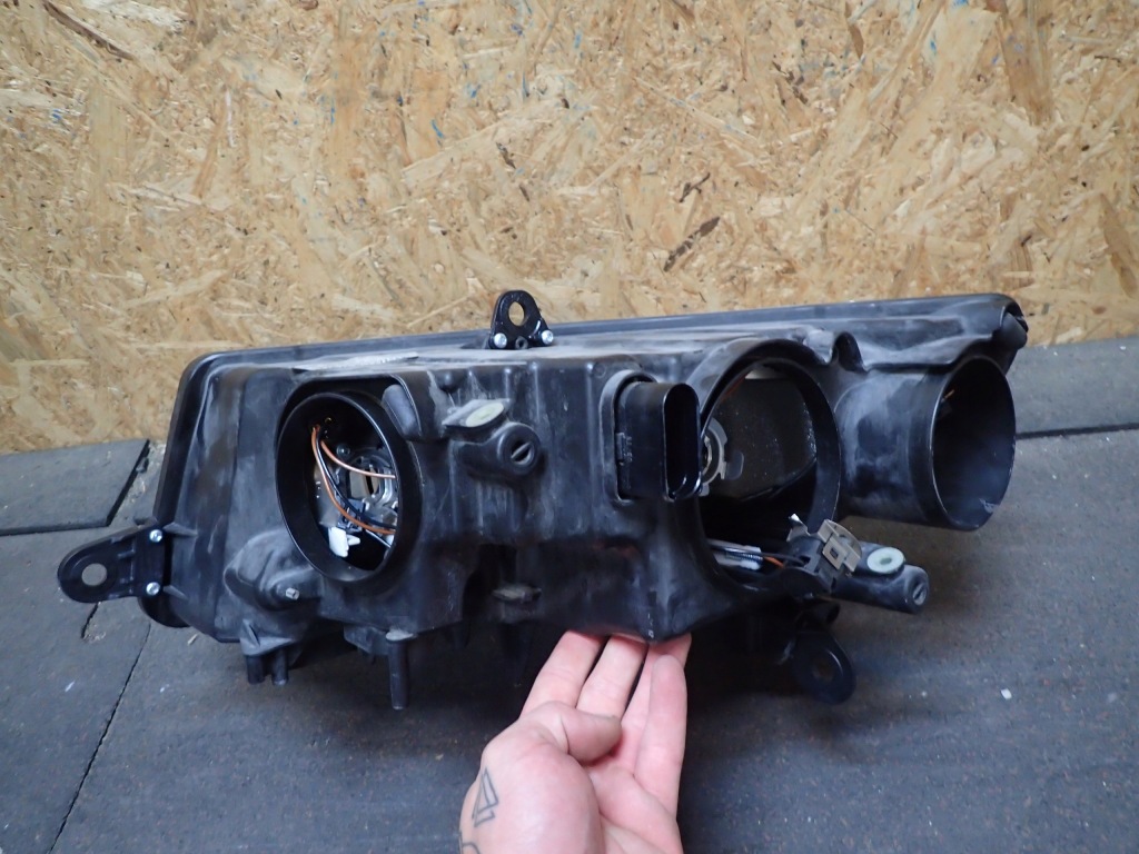 фото №10, Лампа перед права skoda superb ii 2 лінза