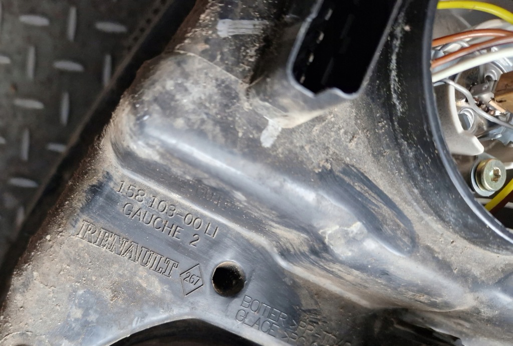 фото №5, Лампа левый перед scenic ii 158103-00