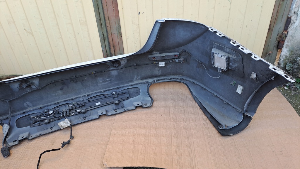 фото №5, Maserati ghibli - бампер задний kompletny pdc