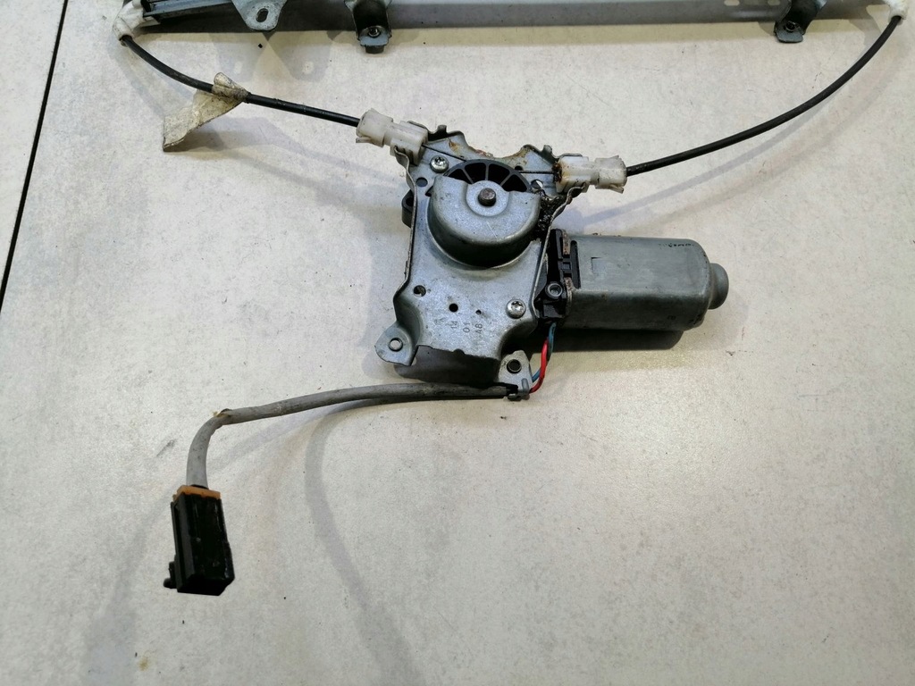 фото №8, Подъемник стекло правый перед nissan primera p11