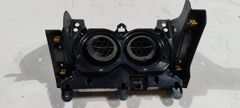 фото №8, Панель консоль обдув кондиціонера chevrolet camaro 2016 -