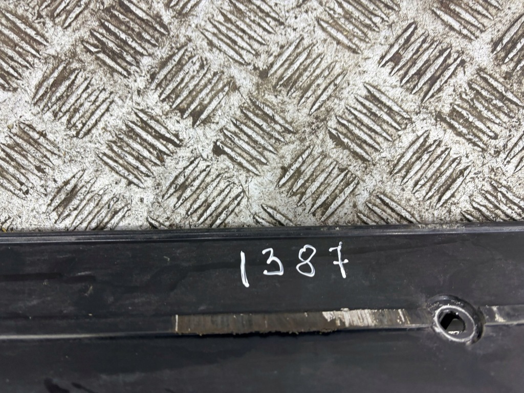 Tesla model y 2023 шланг wysokiego напряжения Киев