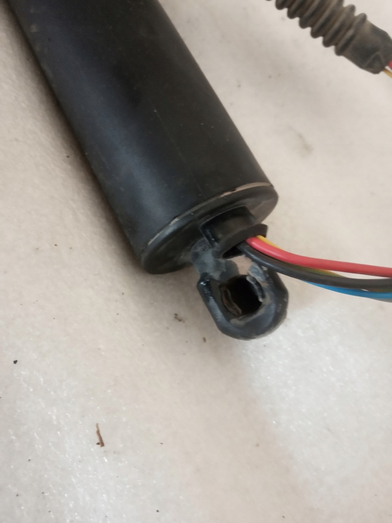 фото №5, Chrysler pacifica 17- привод крышки электрический