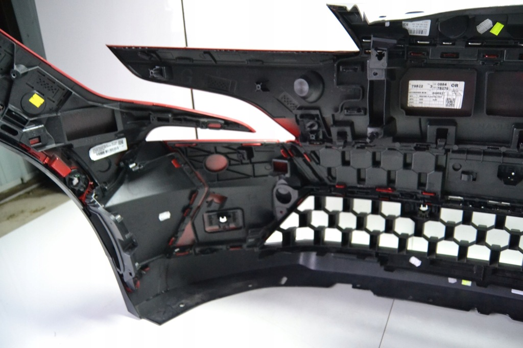 фото №11, Renault megane v 5 e-tech 22-25 бампер капот крила лампа