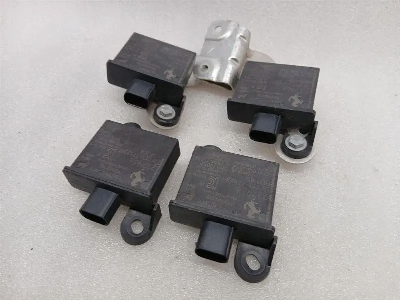 Модуль электронный ferrari 488 f142m 237966 ecu комплект tpms Цена