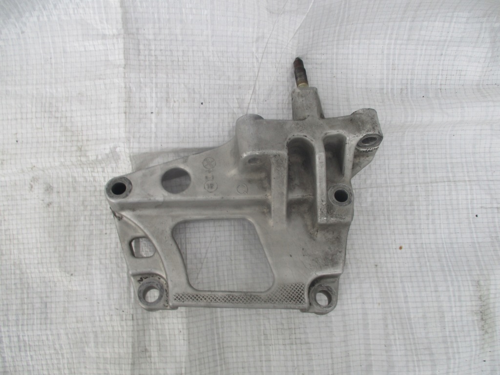 фото №1, Кронштейн двигателя nissan x-trail primera p12 2.0 16v