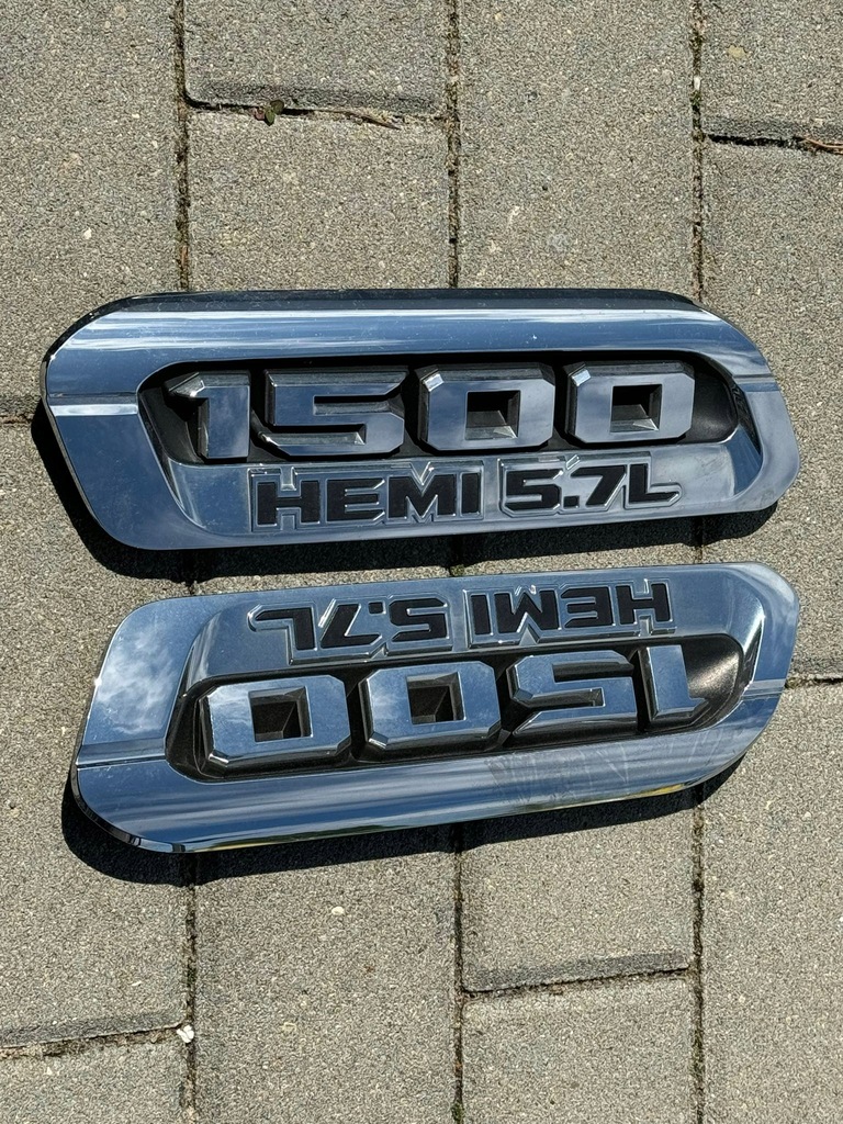 фото №1, Dodge ram v 1500 19 эмблема капот надпись левый правый хром комплект