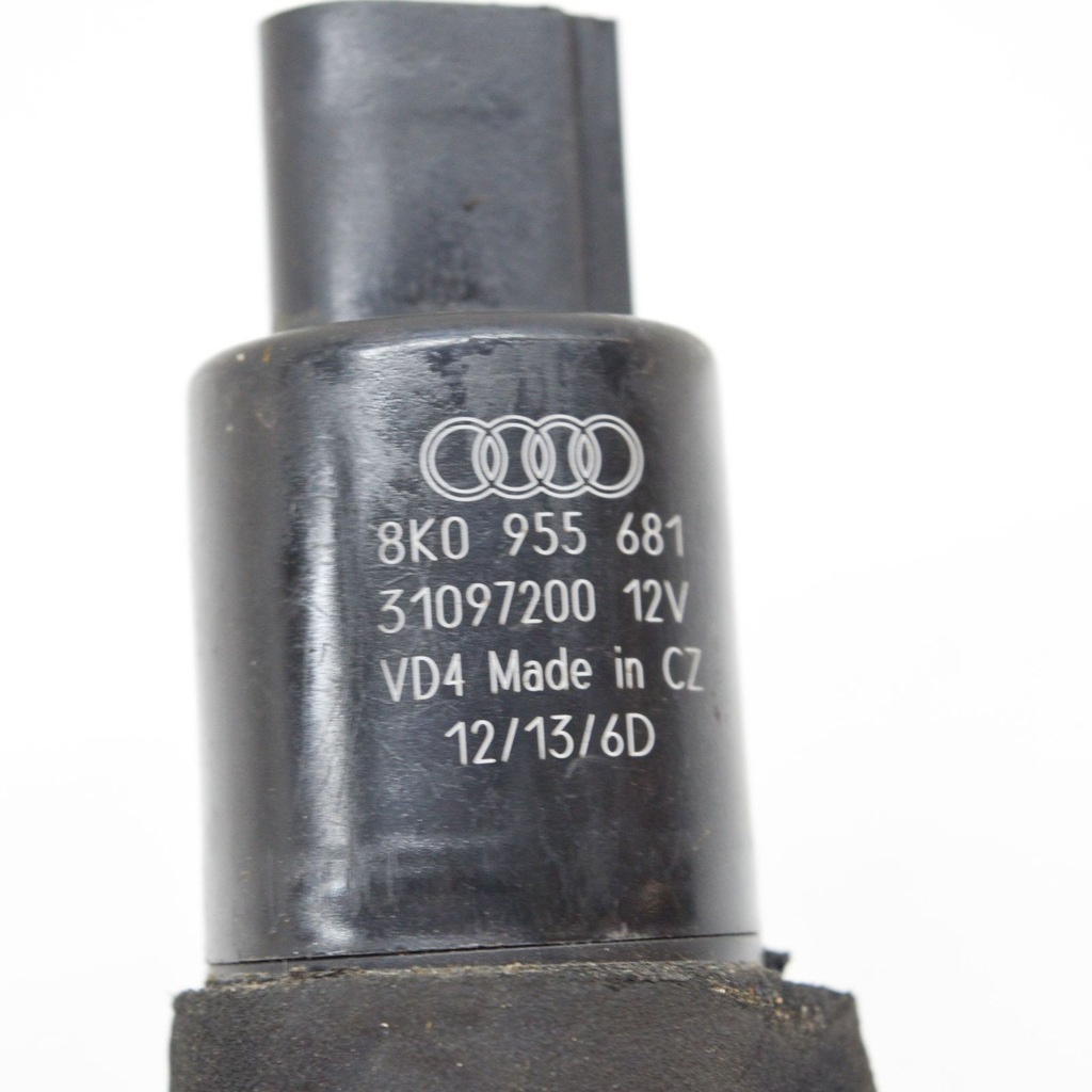 фото №7, Audi a4 s4 b8 8k 2013 насос распылителя стекло передней / лобовое