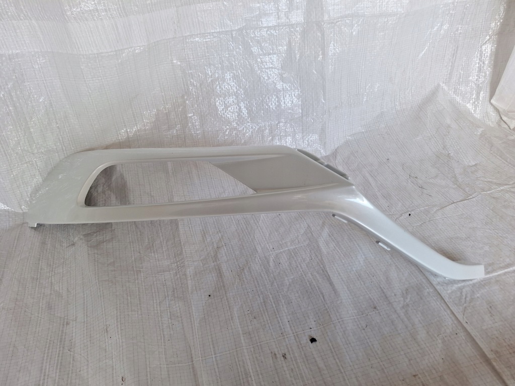 фото №1, Volvo xc90 решётка радиатора бампера передний молдинг решётка бампер перед