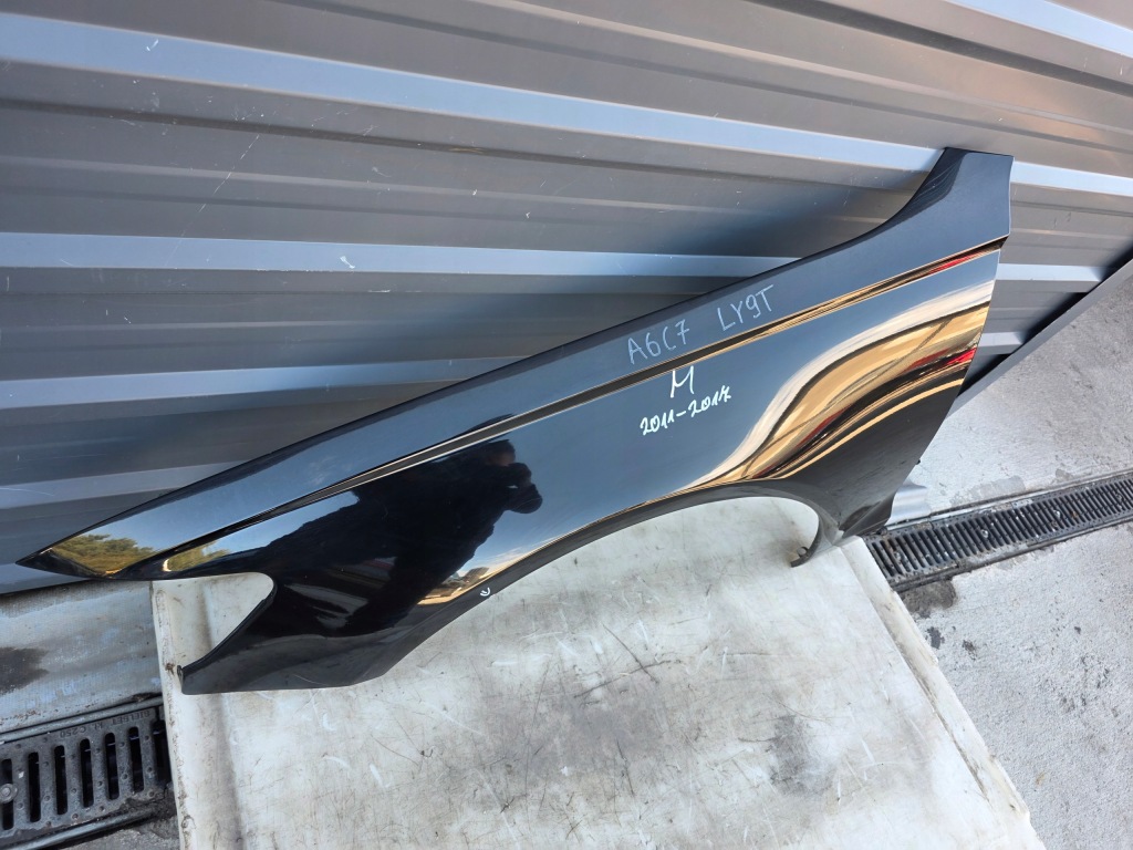 Крило ліве перед audi a6 c7 ly9t 2011-2017 !!! в Україні