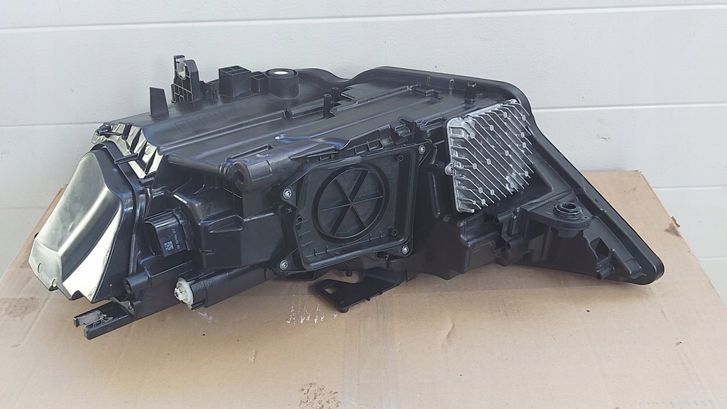 фото №6, Audi оригинальный номер 4k0941034 лампа full led