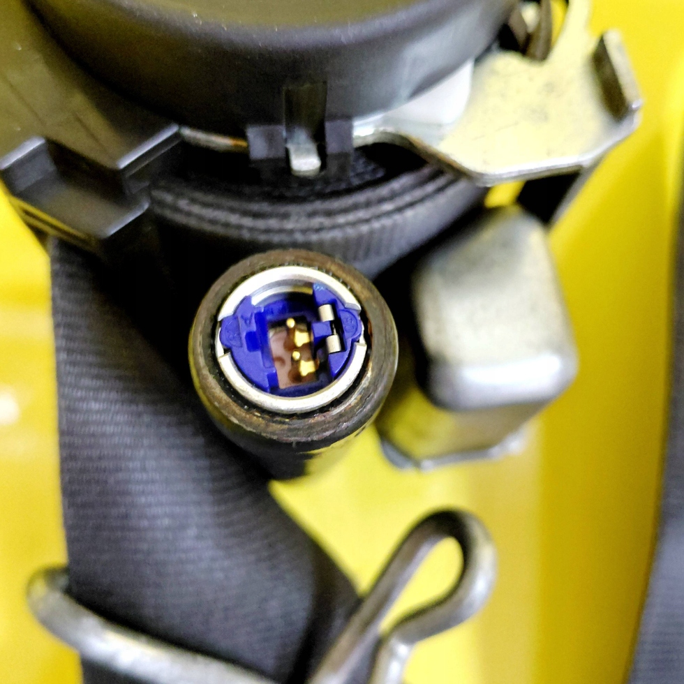 Pas безпеки правий перед peugeot 308 lift 0406062 nr990 Київ