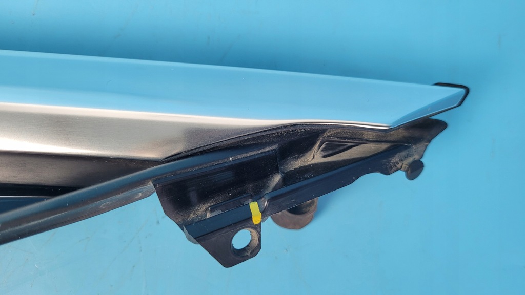 фото №6, Mercedes eqe 350+ 23r захист dekor заглушка ліва a2956700100