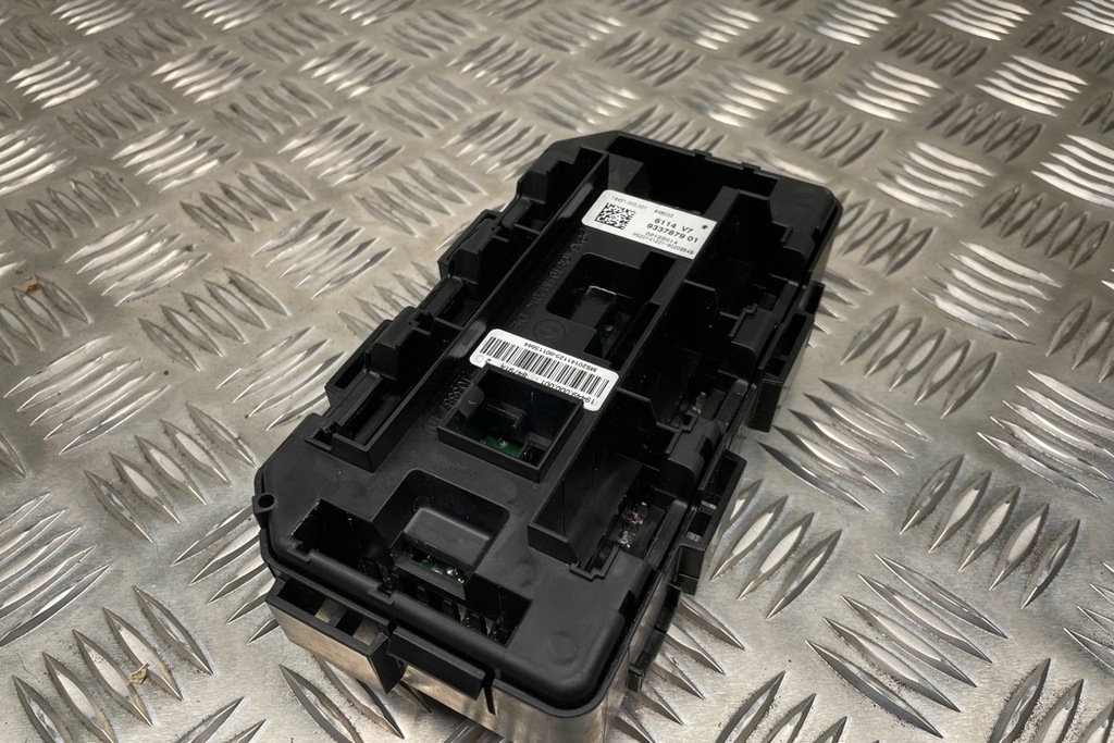 фото №8, Коробка предохранителей bmw 4 coupe f32, f82 9337879 2.0l бензиновый 135kw