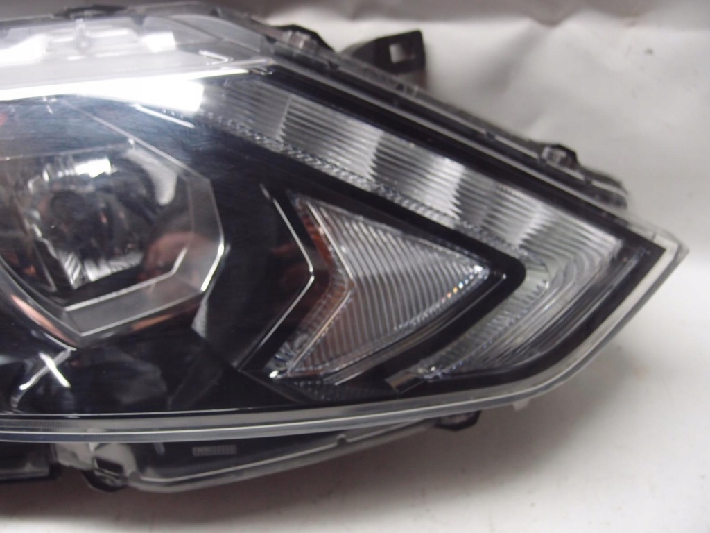 фото №2, Лампа правый перед qashqai ii