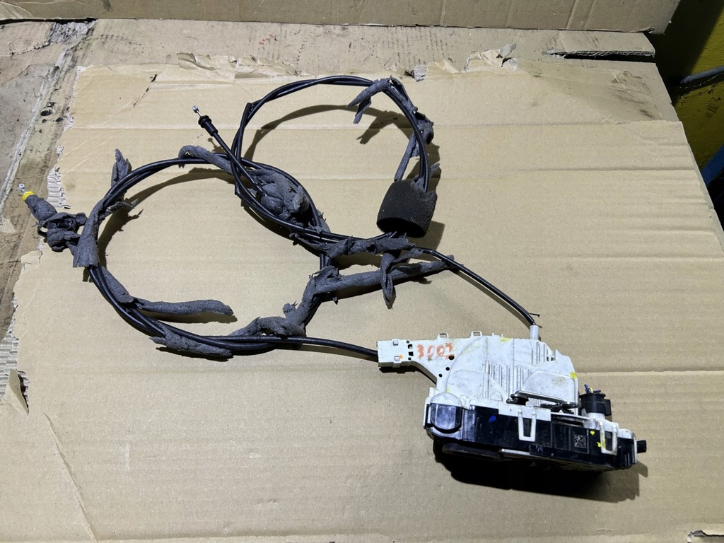 фото №1, Замок дверь раздвижных левых mercedes sprinter 906 a9067303535