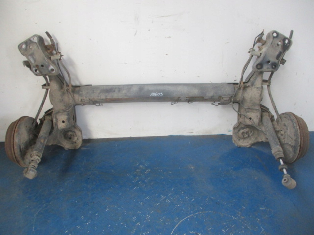 фото №1, Peugeot 207 i 1.4hdi 5d хэтчбек задняя балка тормозные барабаны abs
