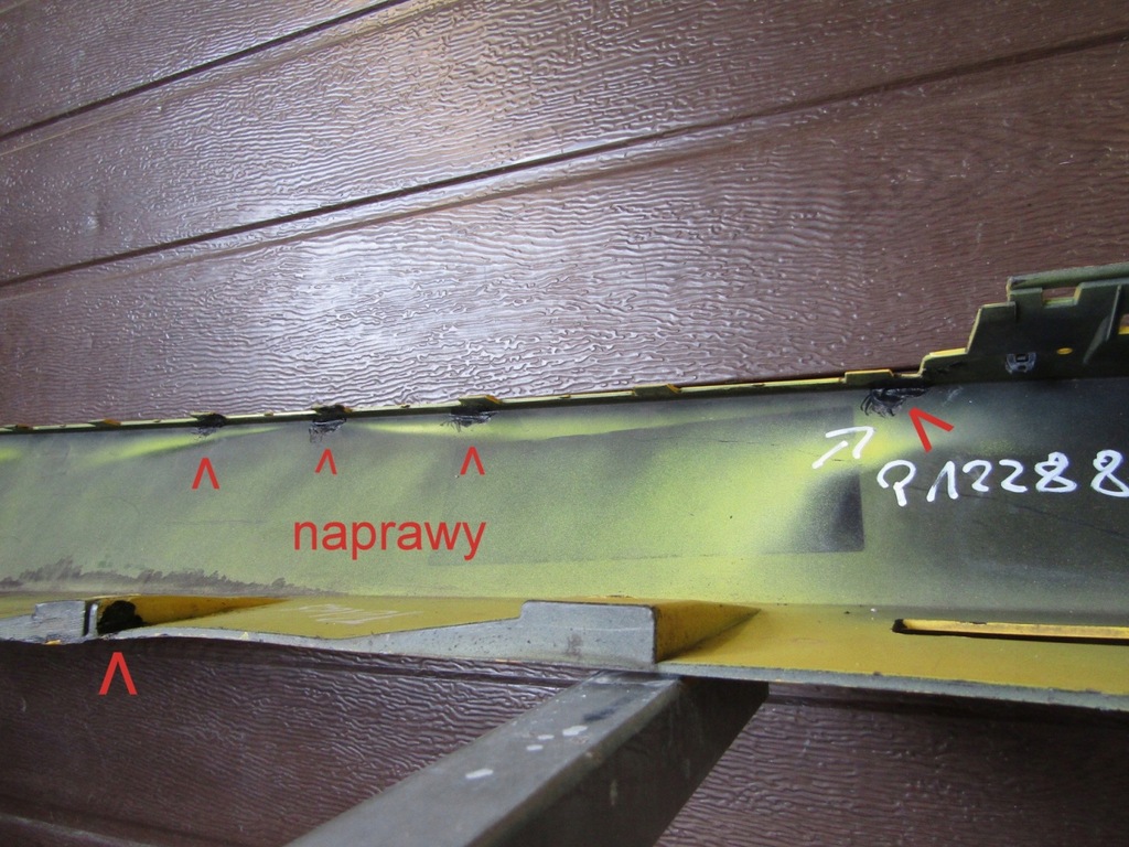 фото №10, Молдинг порог левая audi r8 420 06-15 порог левый