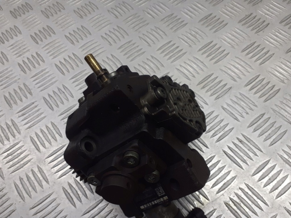 фото №2, Насос упорскування renault laguna iii 2.0 dci h8200690744