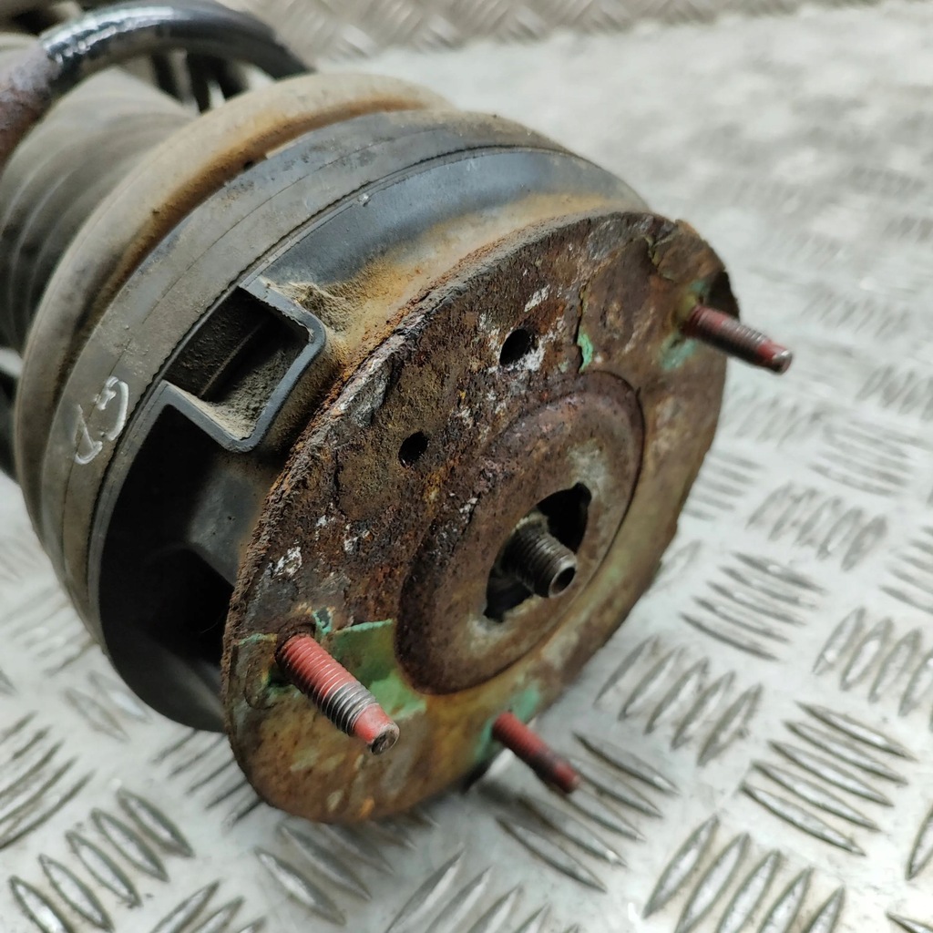 фото №7, Land rover range rover evoque l538 2012 правая сторона амортизатор задний