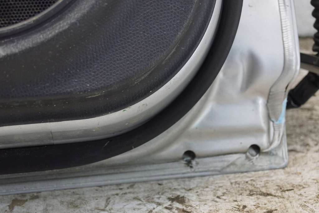 фото №16, Дверь левый задняя suzuki swift mk6 zcc