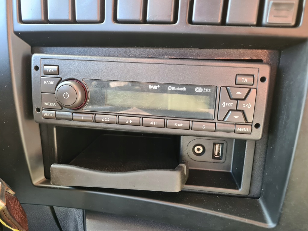 фото №1, Радио mp3 bluetooth cd aux usb 12v volvo fe fl euro 6