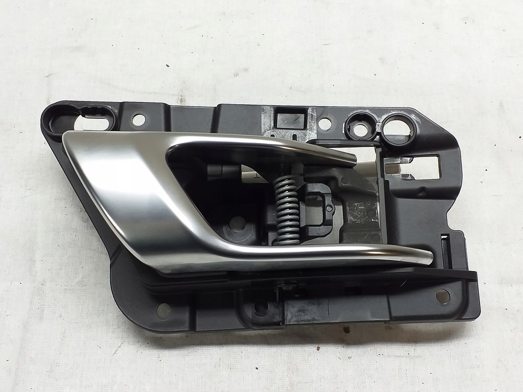 фото №1, Porsche macan 95b ручка права перед внутрішня