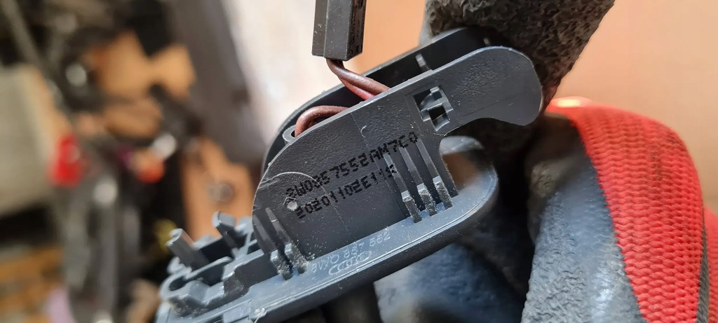 фото №10, S5 8w lift a5 защита солнцезащитная led правая sline 8w0857552am a4 b9 8w