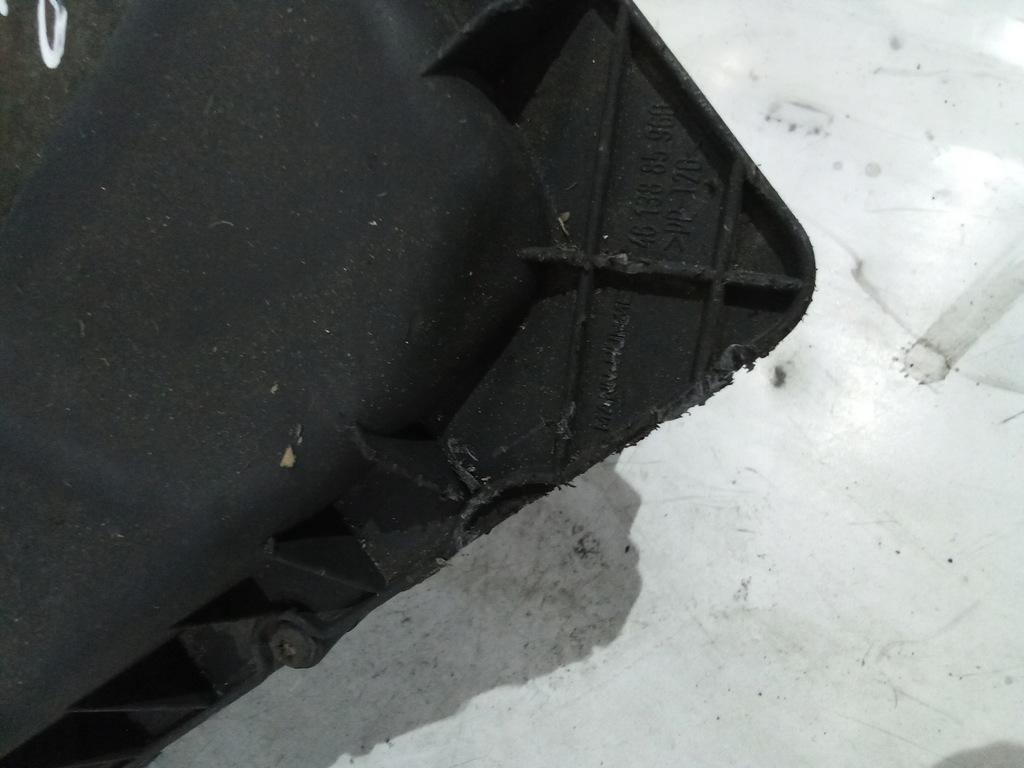 фото №4, J898 корпус фильтра воздуха opel zafira b 1.9d