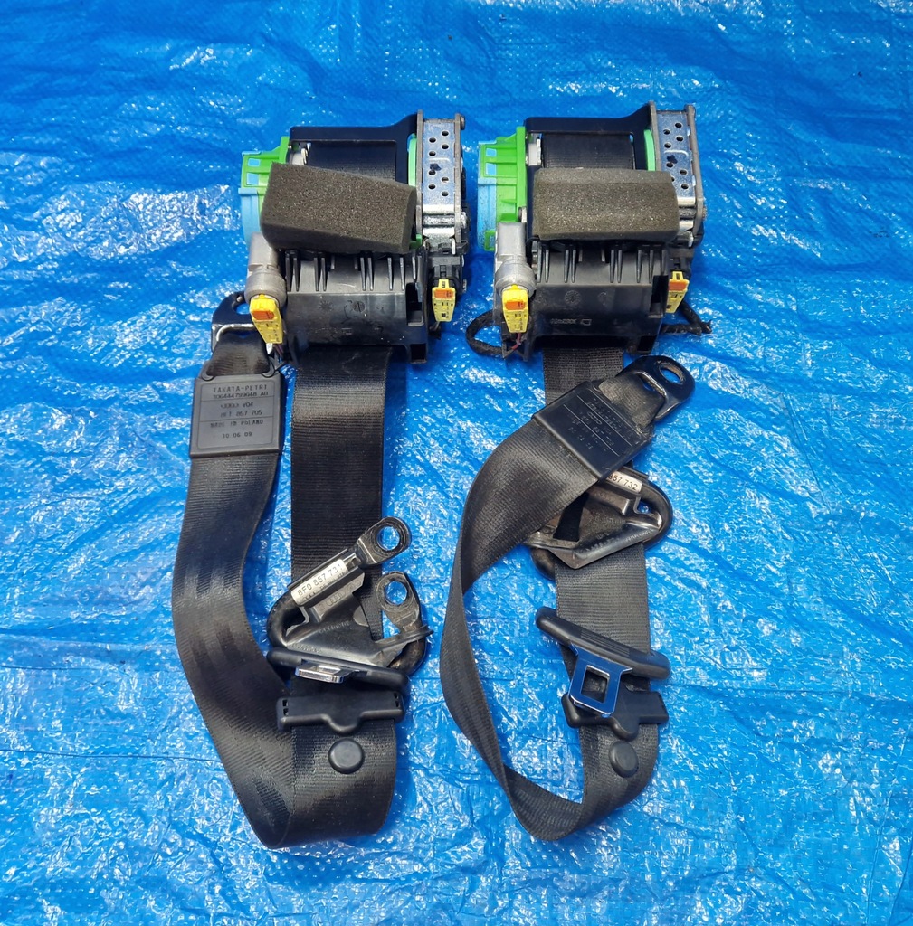 фото №1, Audi a5 cabrio pas безпеки перед лівий правий 8f1857705