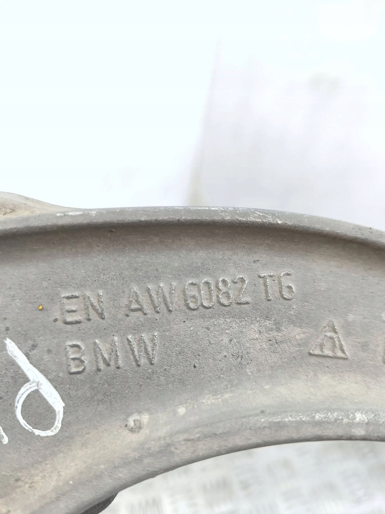 фото №8, Bmw 7 f01 f02 f03 f04 2014 нижний рычаг передний