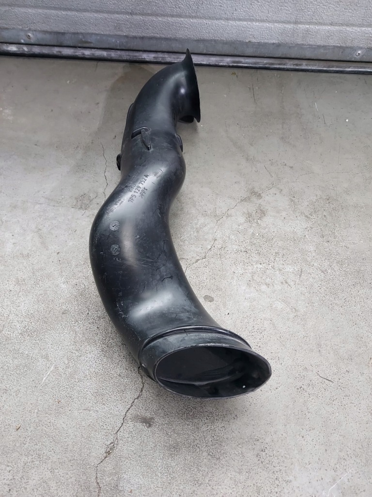 фото №3, Porsche cayenne ii 7p5 труба повітря 7p5129752a