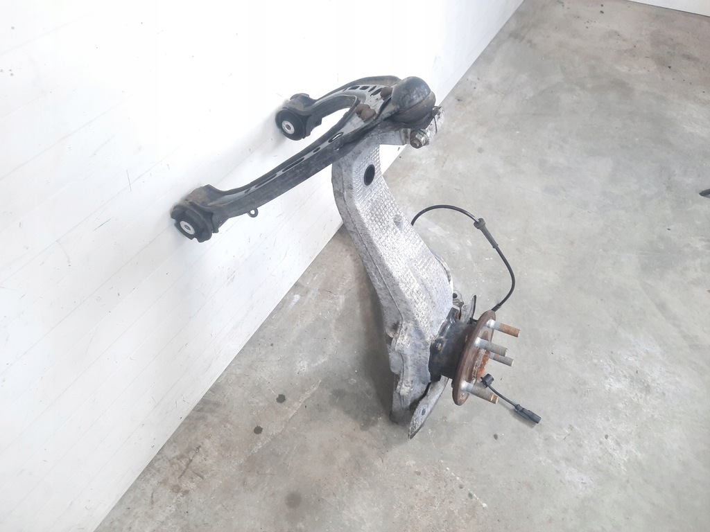 фото №4, Поворотный кулак правый перед передняя tesla s rwd