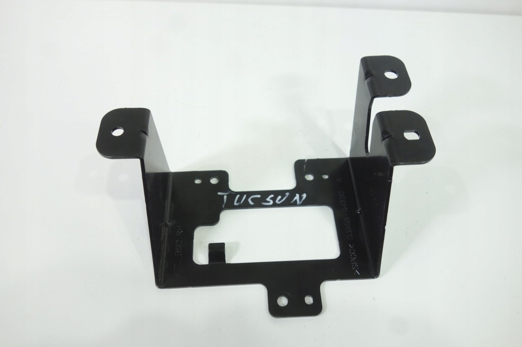 фото №1, Кронштейн радара sportage iv tucson d3958-54200