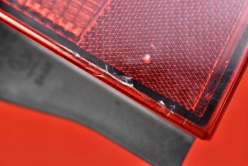 фото №14, Лампа правая задняя задняя 1s0945096g vw up 3d 15r