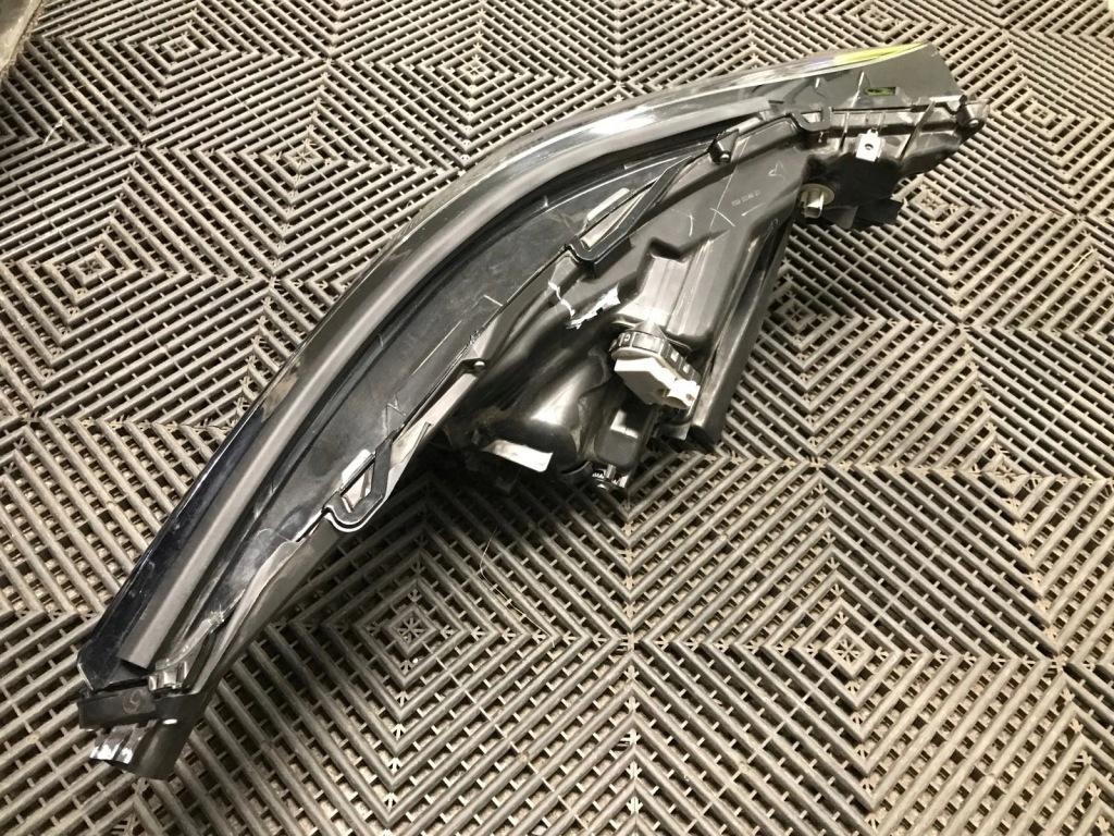 фото №2, Лампа левая перед toyota highlander full led 2019-