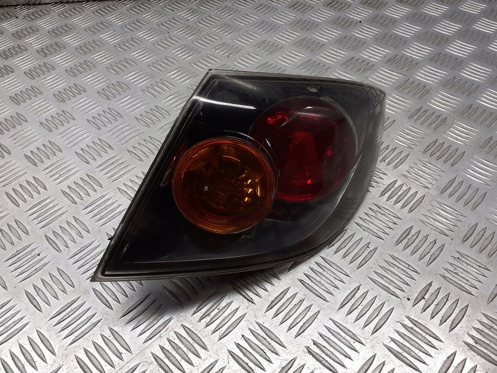 фото №1, Лампа права задня mazda 3 bk