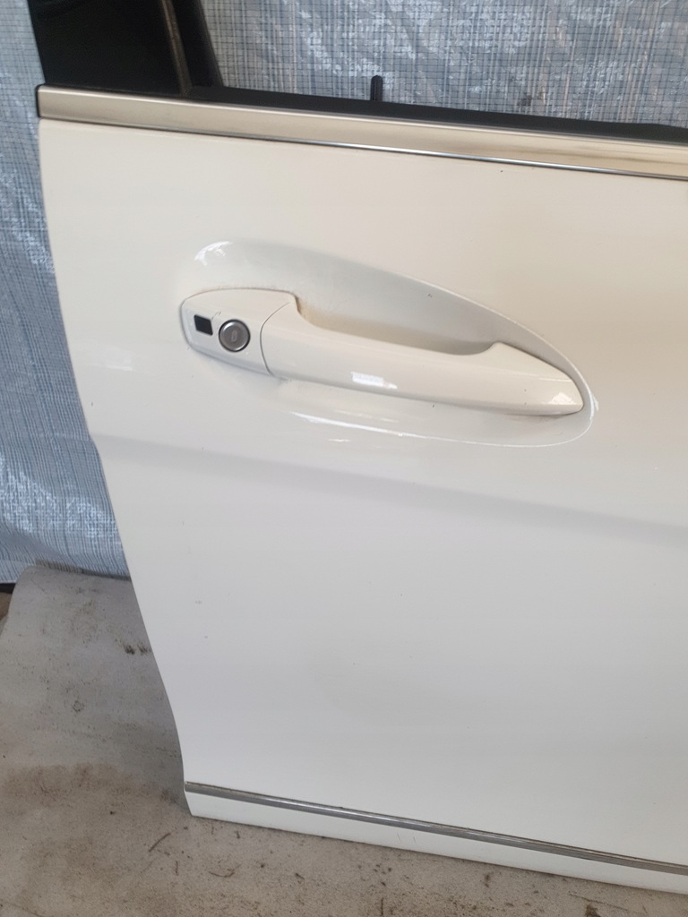 фото №6, Дверь правое перед mercedes w204 lift