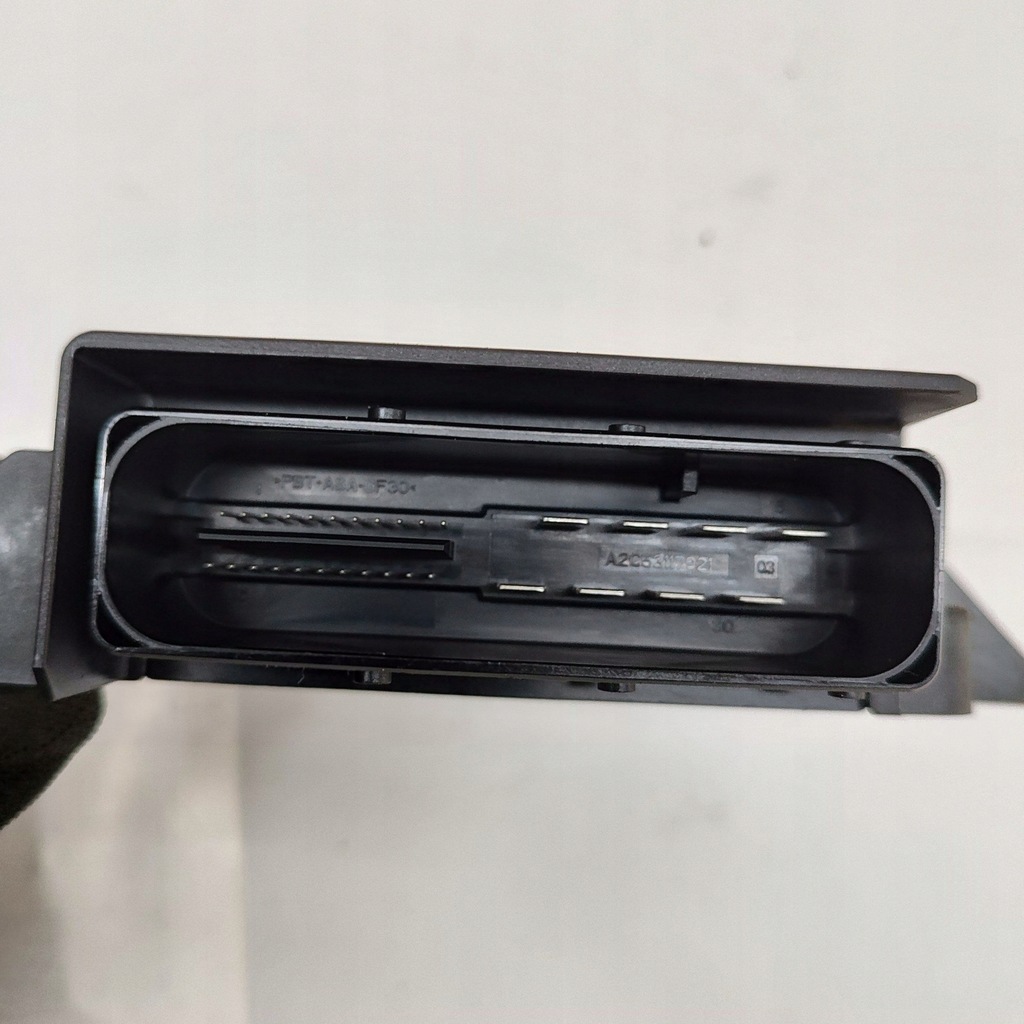 фото №6, Audi q3 8u 2013 модуль / блок управления тормоза стояночного emf