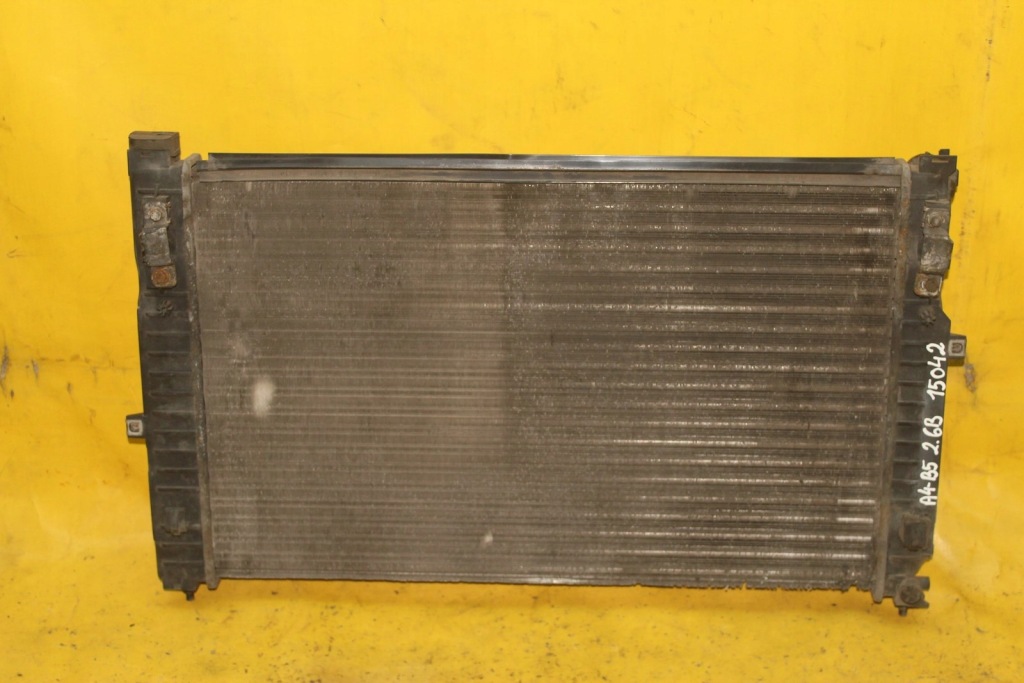 Купити Радіатор води audi a4 b5 2.6 b