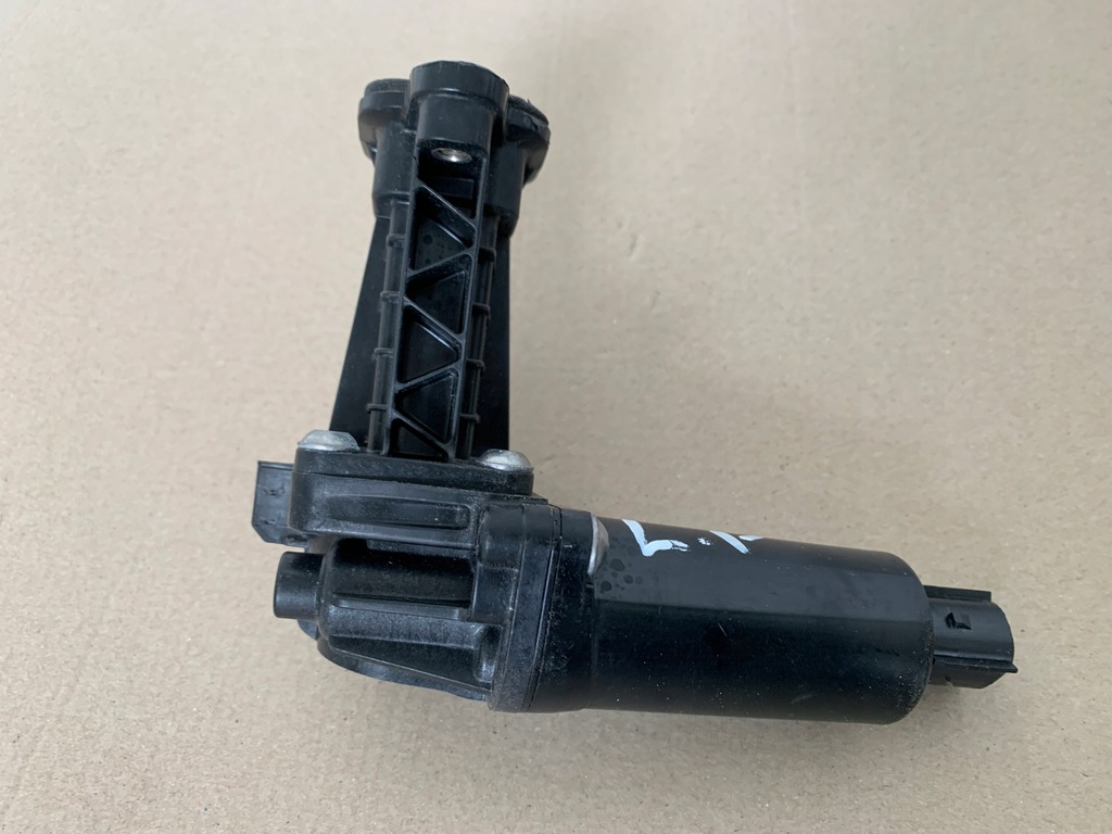 фото №10, Ford mustang mach-e rwd 75.7 kwh привод доводчик дверь левый перед