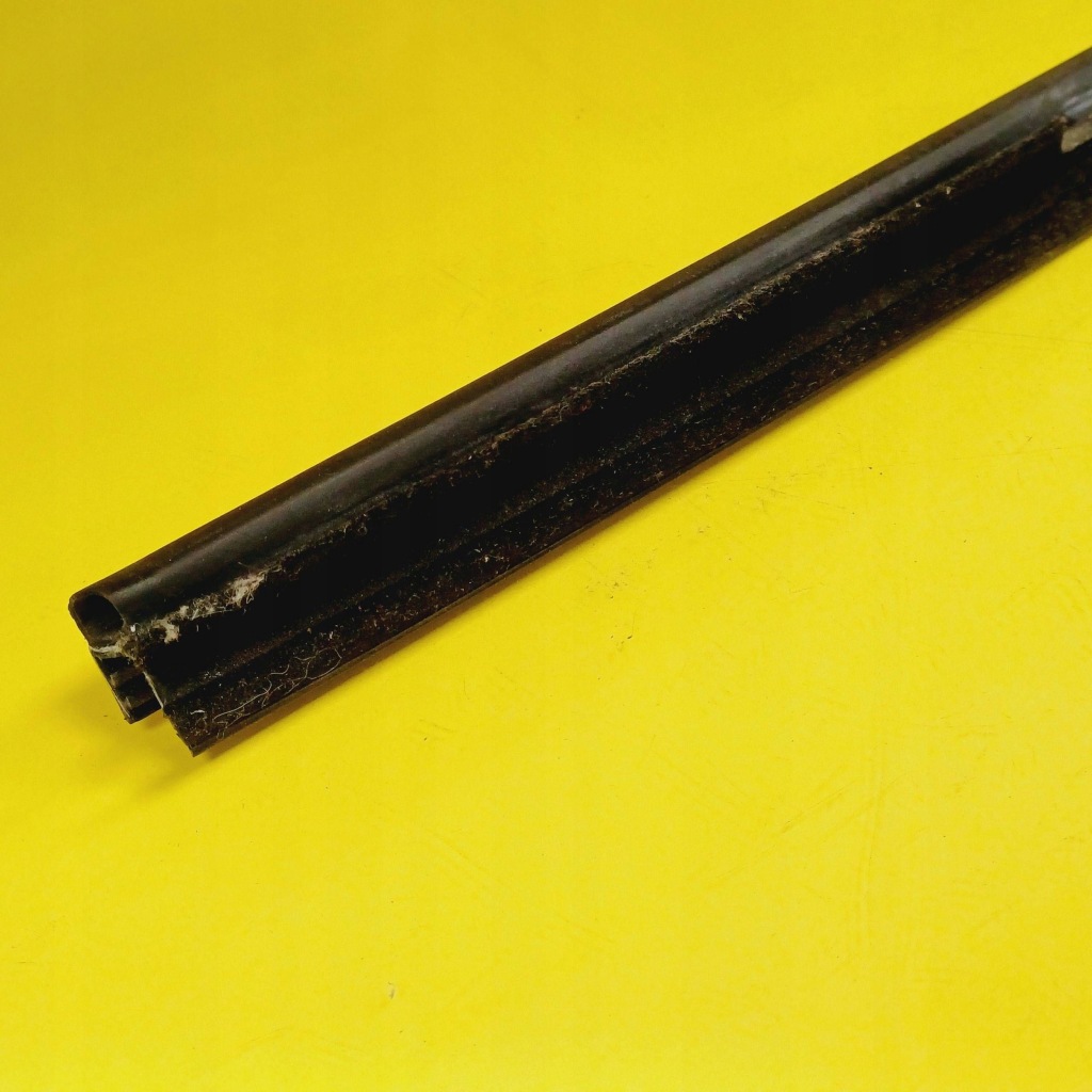 Купити Молдинг ущільнювач правий задній opel zafira b 13132076 nr67