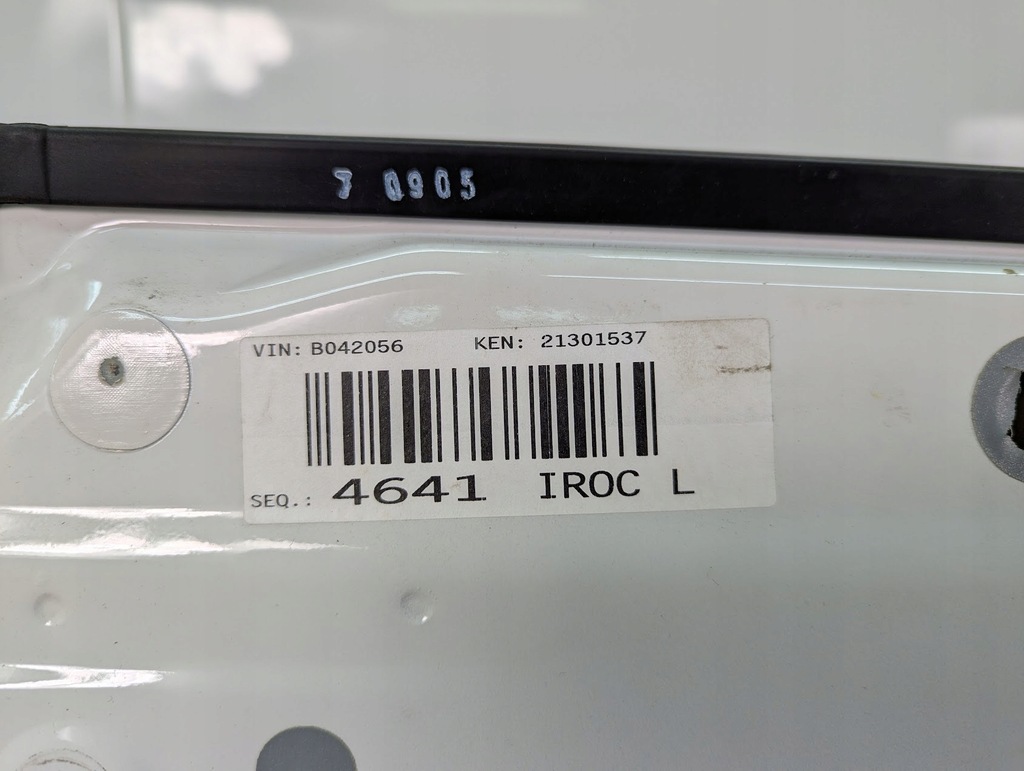 фото №12, Двері перед передні ліва b4b4 candy white vw scirocco iii 1k8831055f