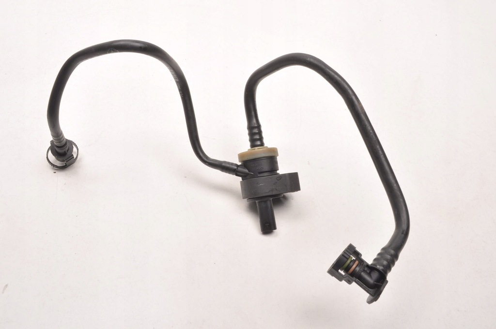 фото №1, Mercedes w177 amg 2.0 клапан вакуумa 21r a0009979402