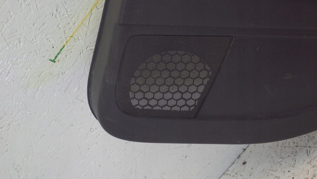 фото №9, Обшивка правый задняя audi a3 8p 5d sportback