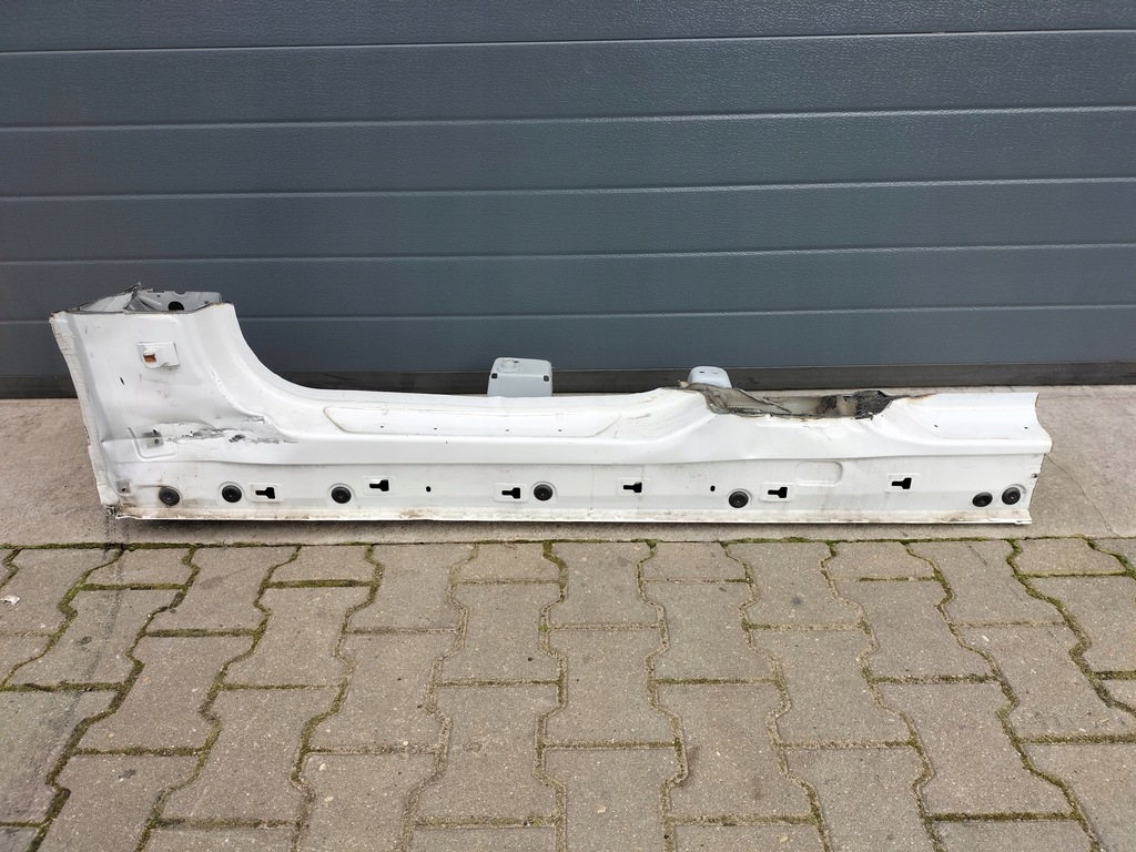 фото №1, Четверть левый порог bmw 2 f46 gran tourer a96