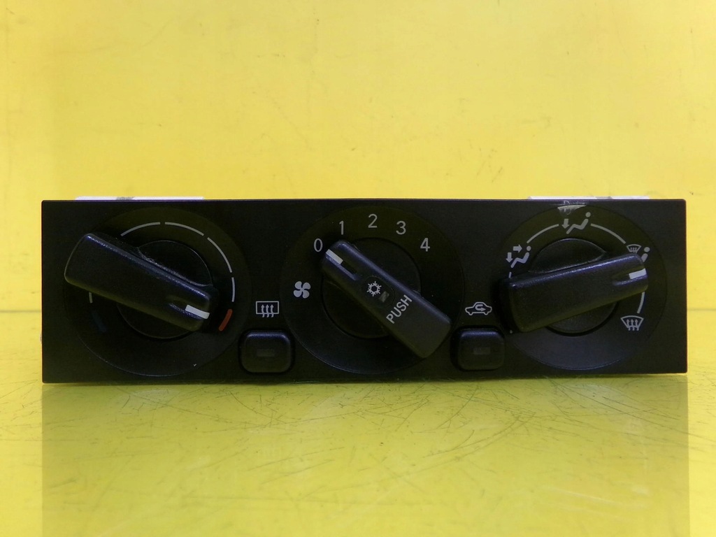 фото №8, Панель кондиционера mitsubishi carisma mr500529 nr695